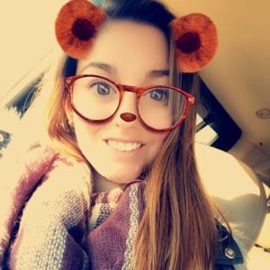 Meet your Posher, Lauren